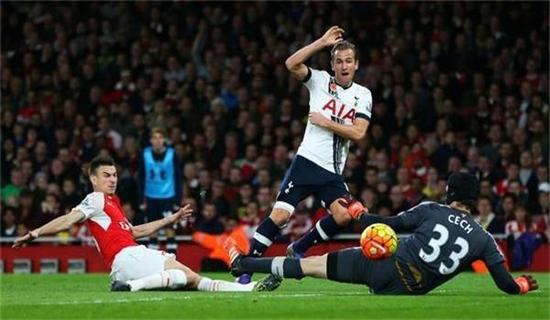 姆的对阵中 姆的对阵中